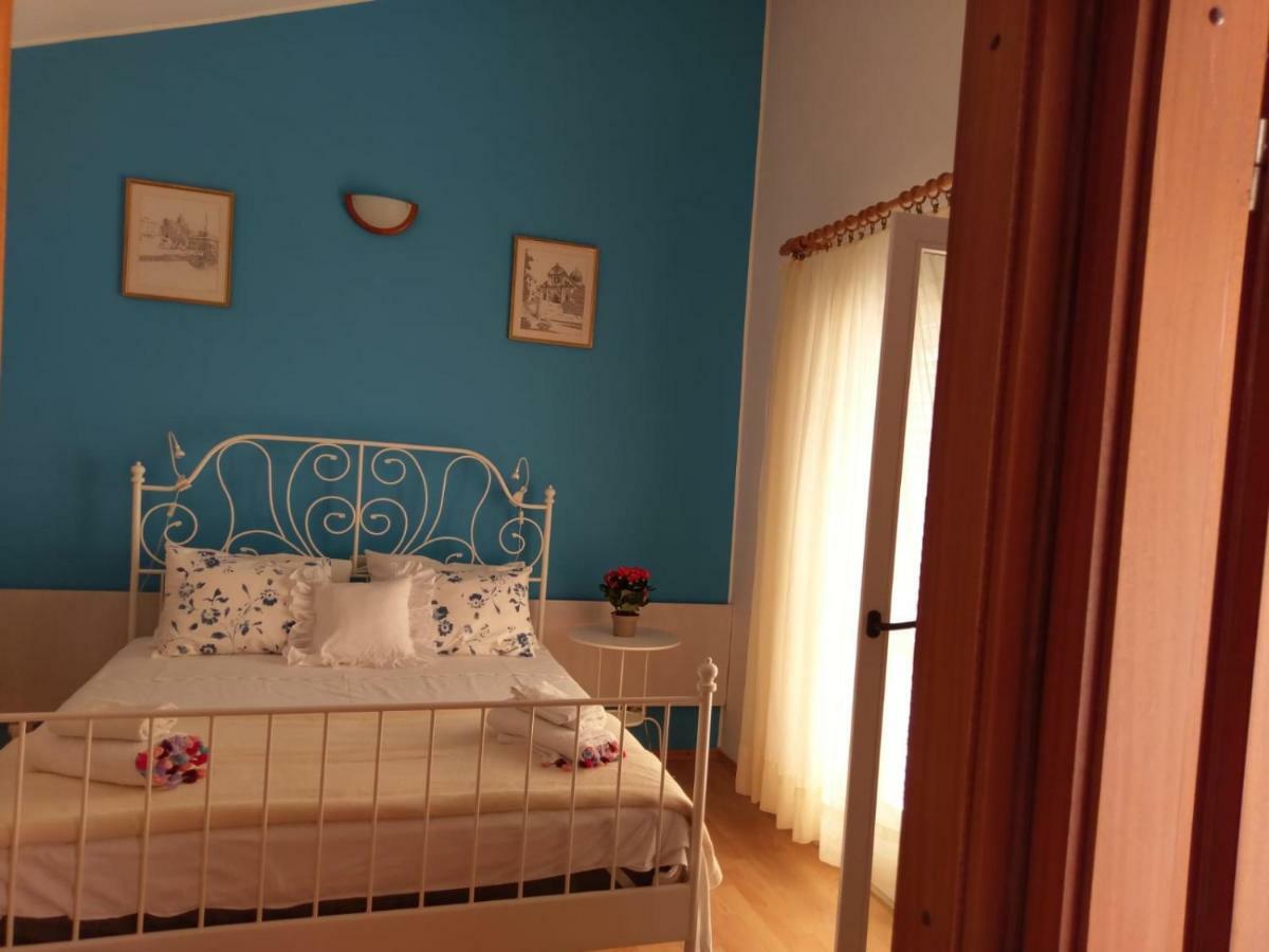 Apartmani Maretimo Primosten Exterior photo